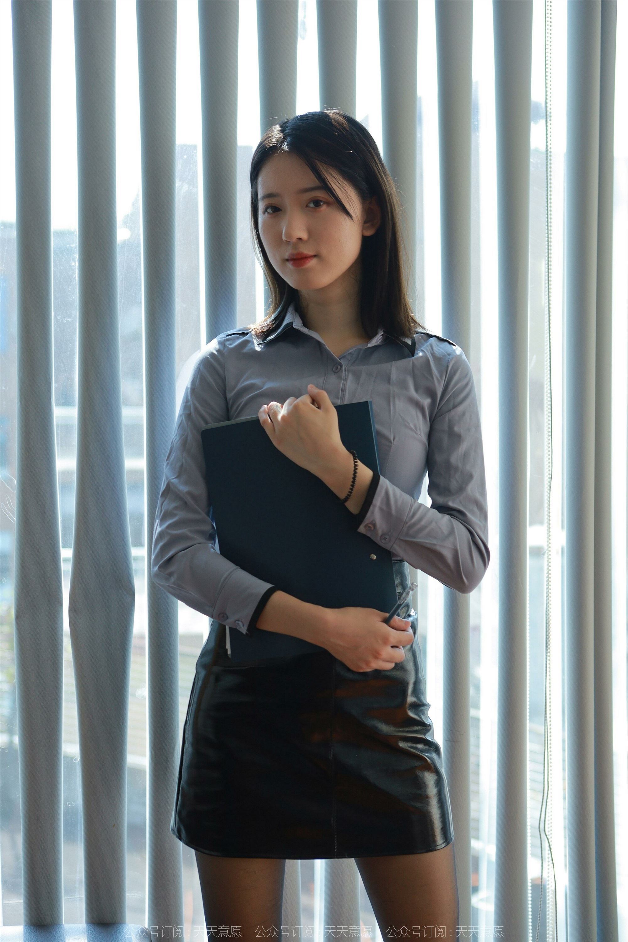 IESS异思趣向  2022.10.14 丝享家 1237 红龙《嘿丝合同》